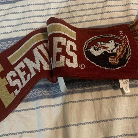 FSU scarf - Picture 5 of 8